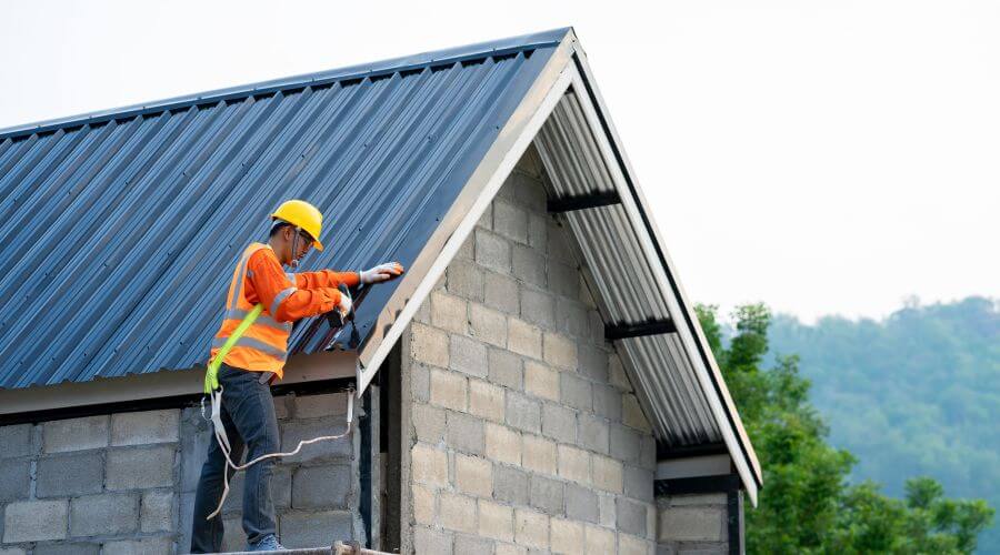 Professional Flat Roofing Installation in Morrisonville, WI